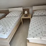 Farao Vendeghaz 절러에게르세그