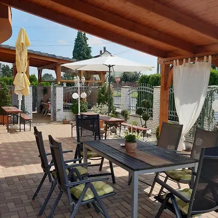 Farao Vendeghaz 3* Zalaegerszeg